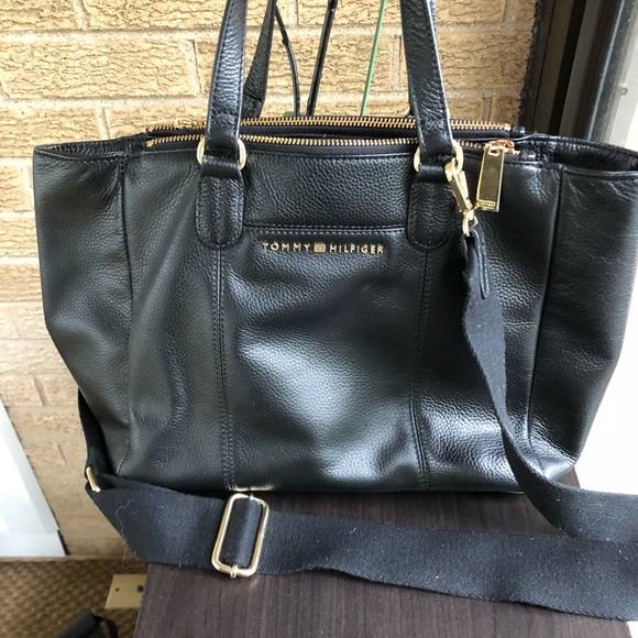 Brand name purses - Picture 3 of 8